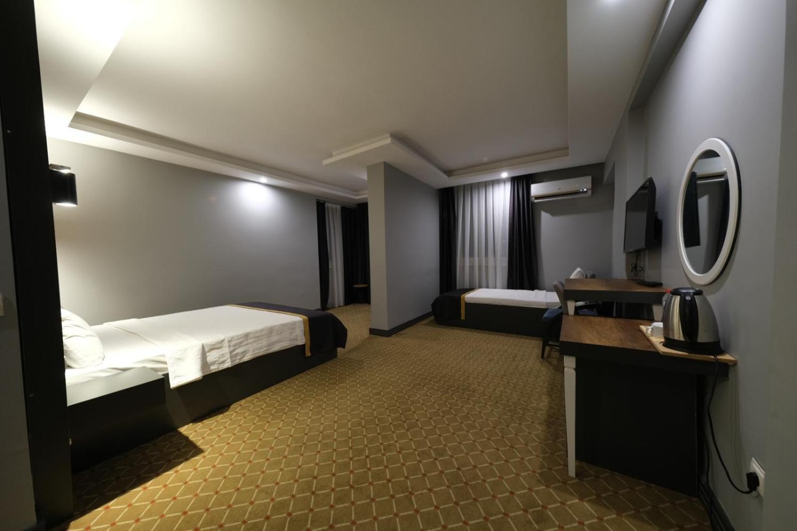 Eniza Hotel Мерсін Екстер'єр фото