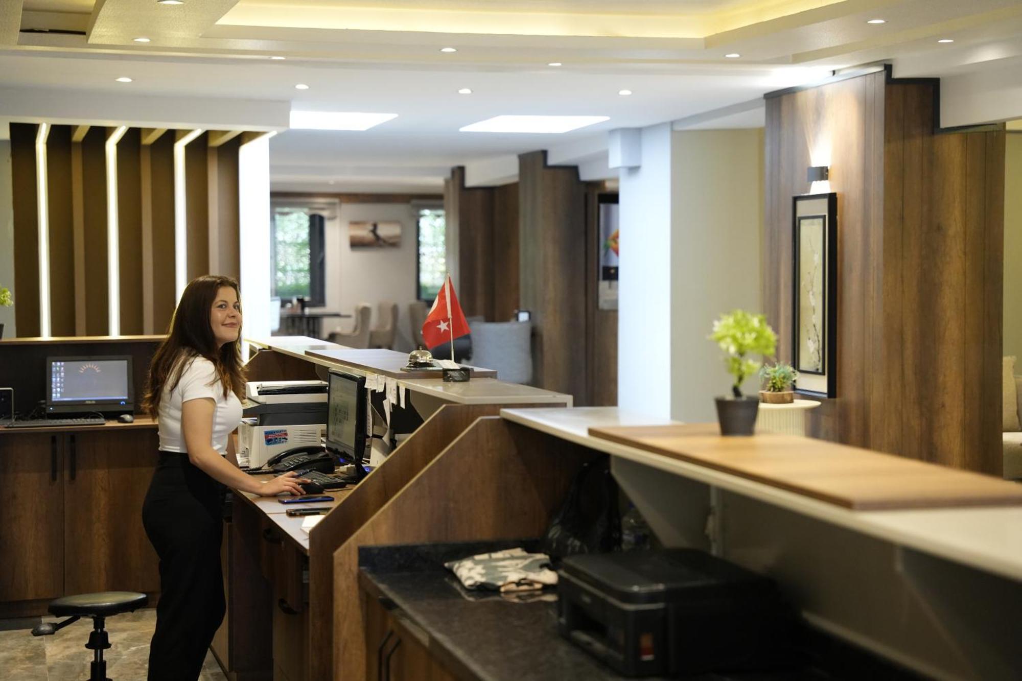 Eniza Hotel Мерсін Екстер'єр фото