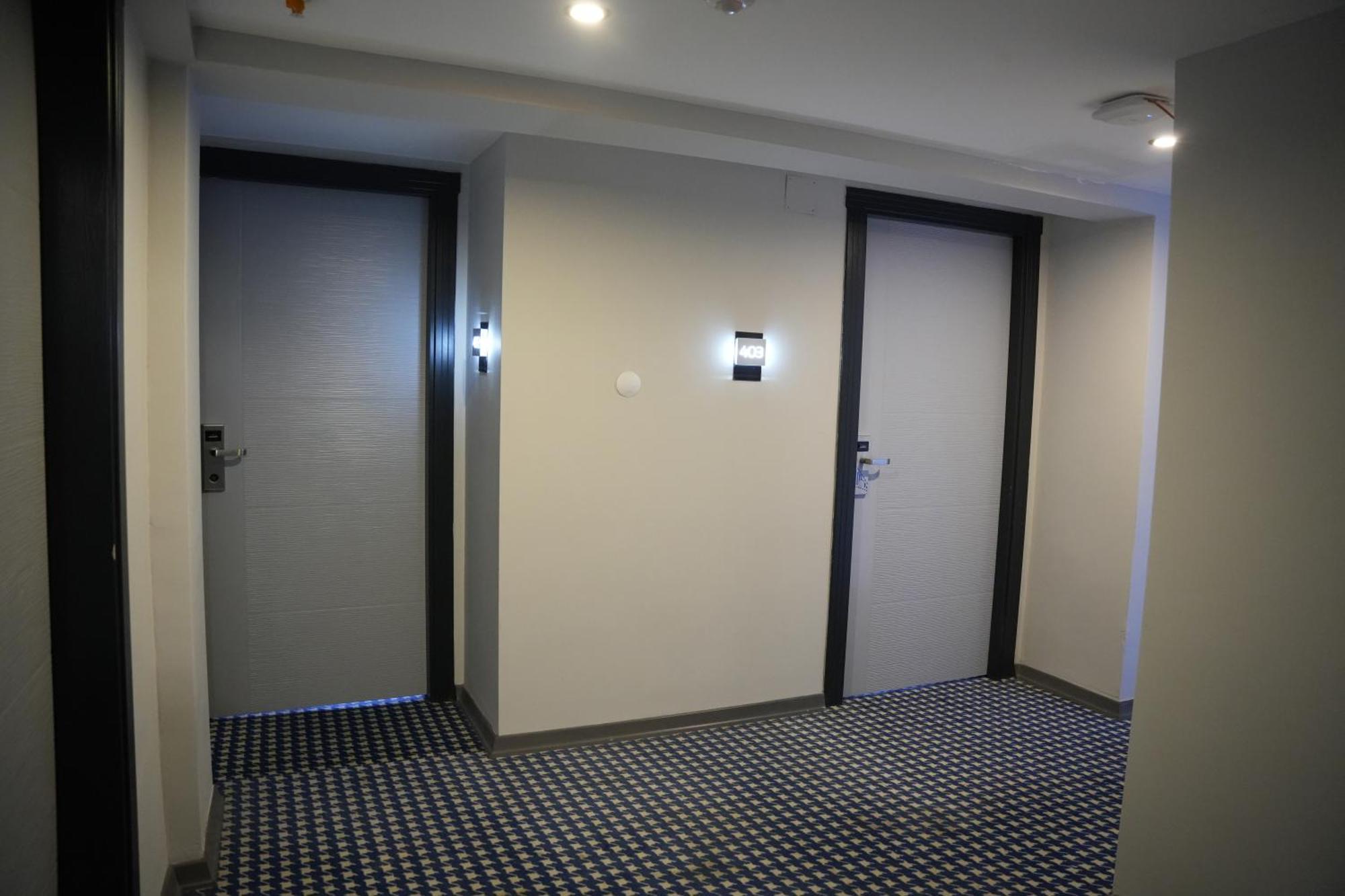 Eniza Hotel Мерсін Екстер'єр фото